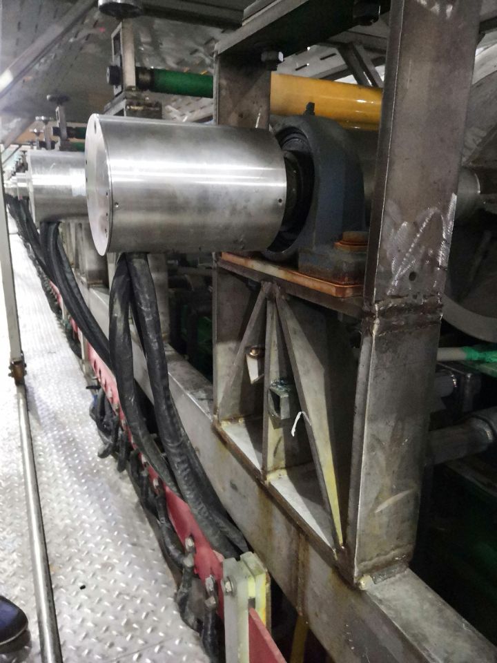 ��������h